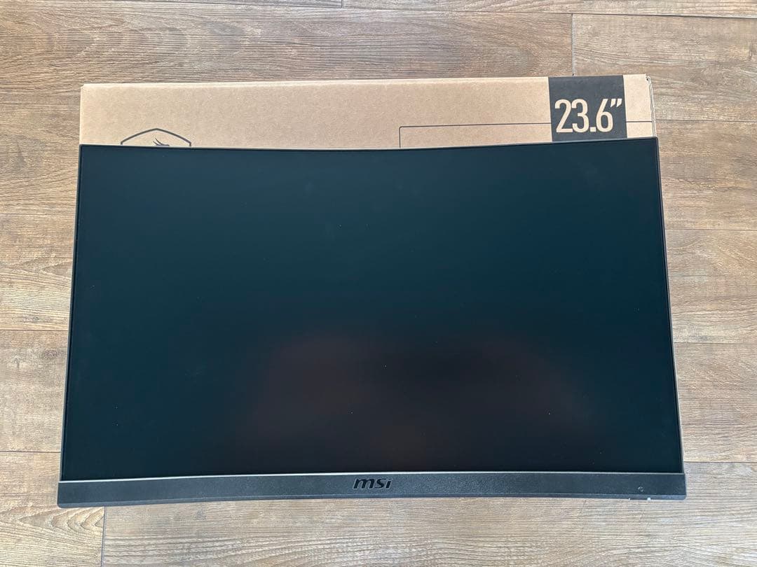 MSI G24C6 E2 23.6インチ 湾曲ゲーミングモニター ASCII.jp：2万2800円で手に入る23.6インチ湾曲ゲーミングディスプレー