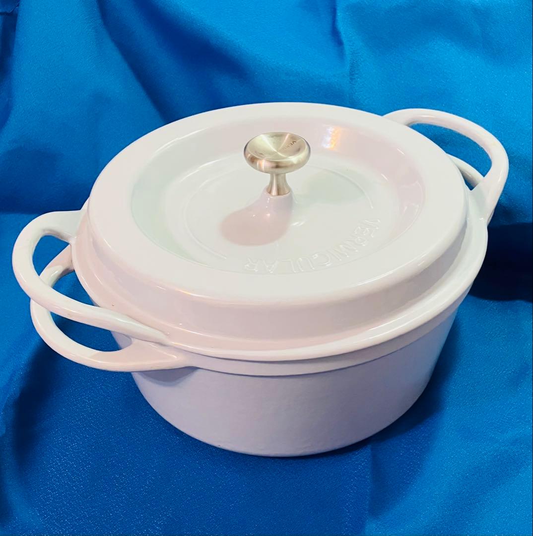 未使用 バーミキュラ 両手鍋 - メルカリ