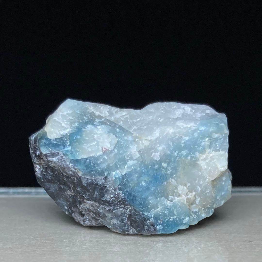 糸魚川翡翠 入りコン沢 青翡翠 翡翠輝石 原石 8.0g - メルカリ