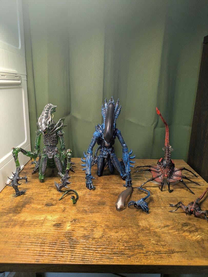 Neca Alien　クラシックケナー NECA エイリアン クラシック・ケナー ナイトクーガーエイリアン フィギュア