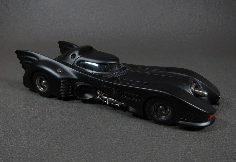 激レア 円筒ケース入り 限定版 ホットウィール 1/18 バットモービル