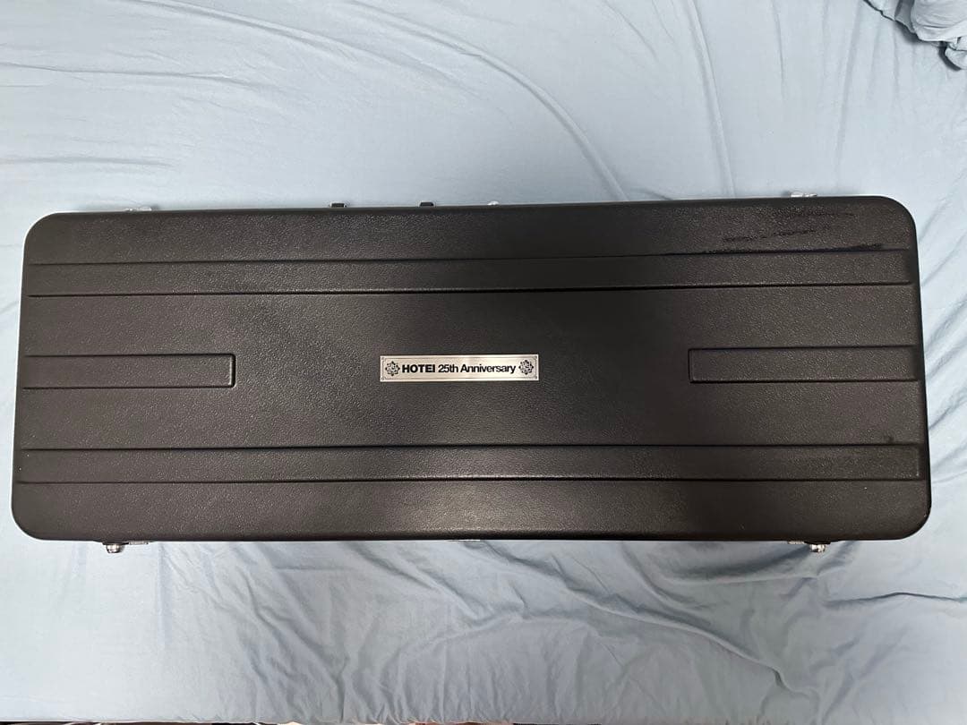 布袋寅泰モデルギター（シールドのみ） - メルカリ