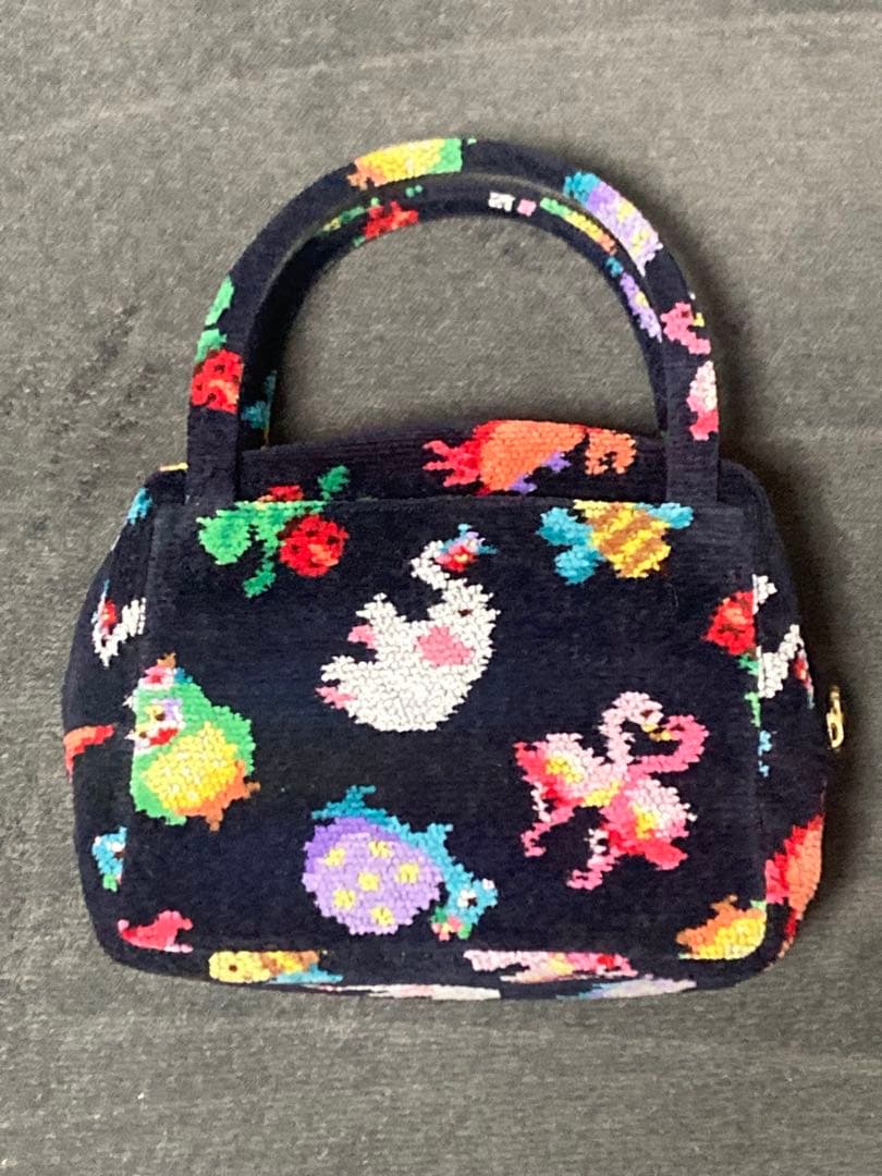 FEILER 神崎恵さん×フェイラーファンキーフォーチュン ミニキューブ