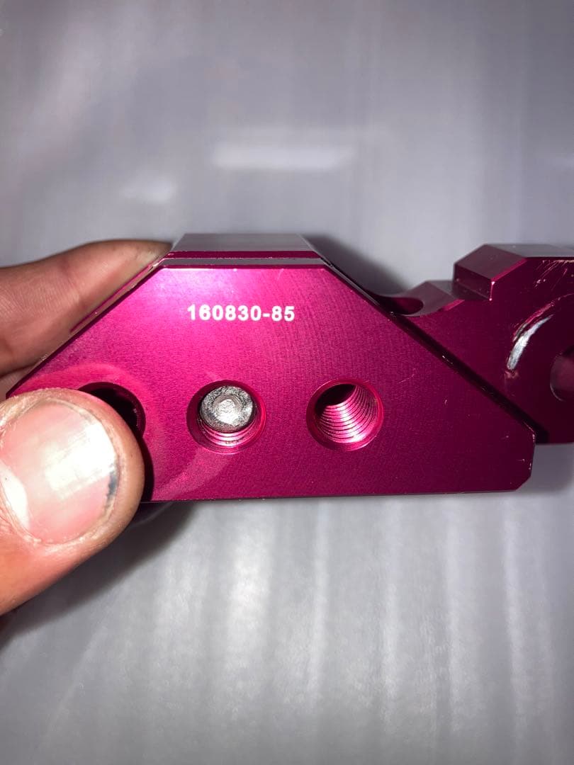 リアサスペンションアッパーブラケット【NCY】シグナスX【1型～3型