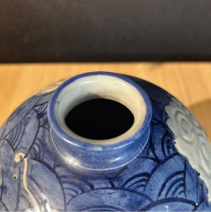 S8025 大明宣徳年製銘 明宣徳時代 中国骨董 青花 浮彫白