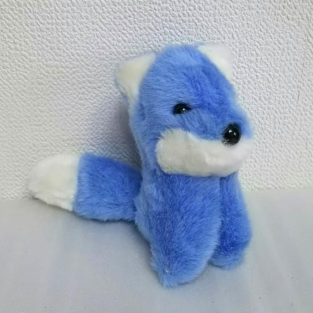 昭和平成レトロ好きにおススメ♪】3色キツネのぬいぐるみ♡ - メルカリ