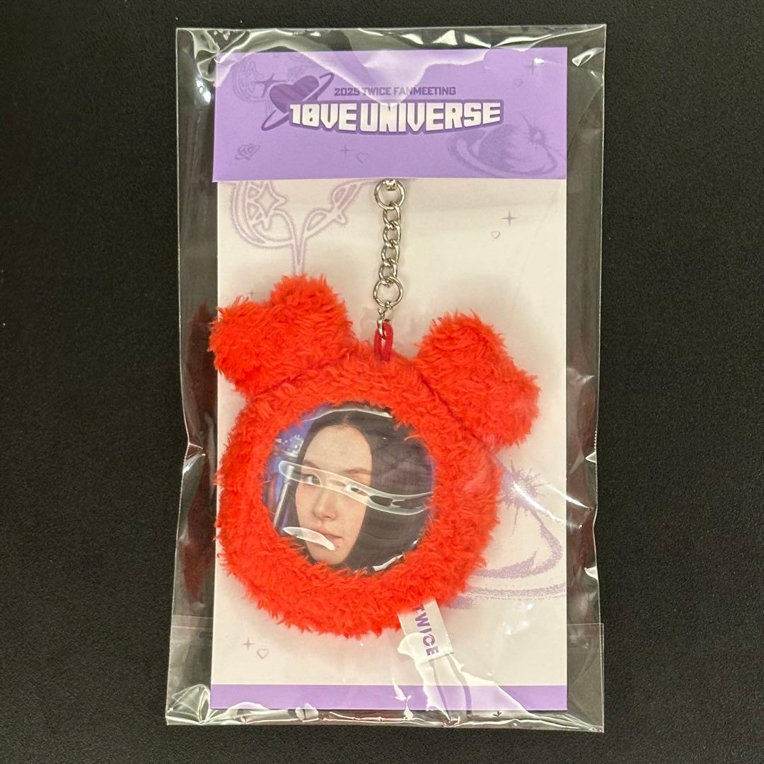 TWICE 10VE UNIVERSE 缶バッジホルダー チェヨン ① - メルカリ
