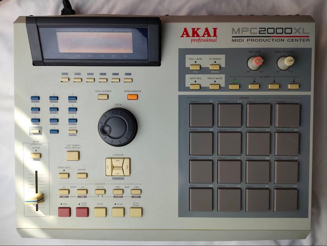 AKAI MPC2000XL MIDIプロダクションセンター fpgdgcfylsgcaib5tgwk.png