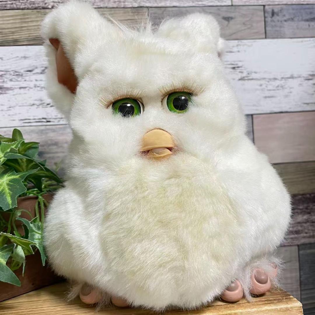 ファービー2 シュガースノー 緑目 英語版 furby furby2 #7 - メルカリ