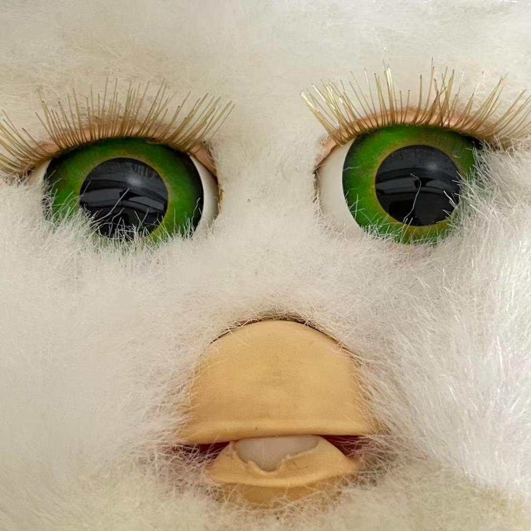 ファービー2 シュガースノー 緑目 英語版 furby furby2 #7 - メルカリ