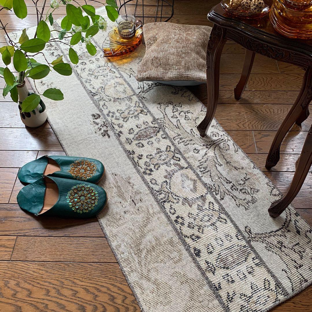 トルコヴィンテージラグ　ランナー　147×51アイボリー　グレージュ　トルコラグ 希少なデザインのヴィンテージトルコ製ランナーラグ：ボヘミアンシック