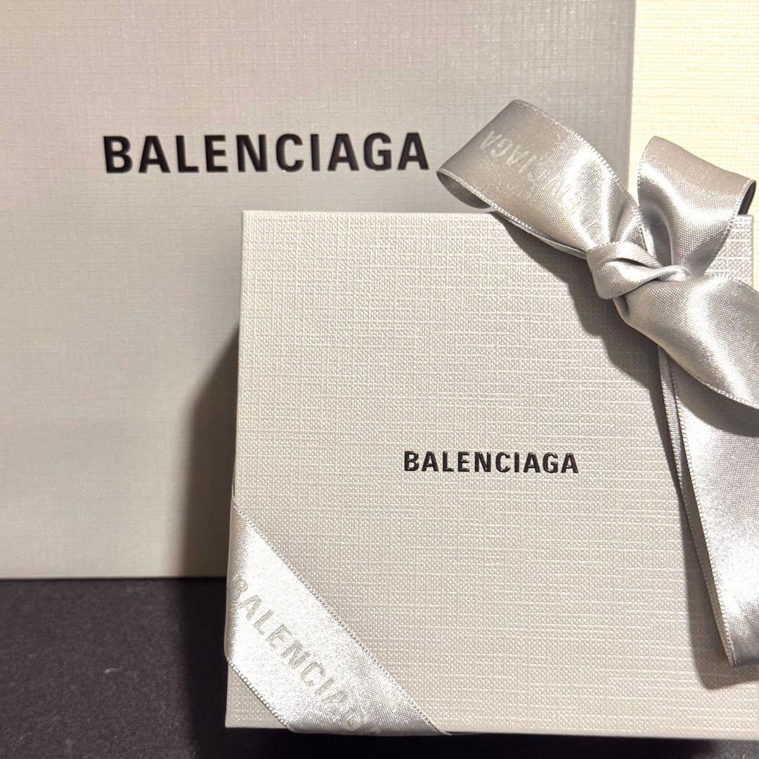 限定価格】BALENCIAGA バレンシアガ ピアス 3点セット シルバー - メルカリ