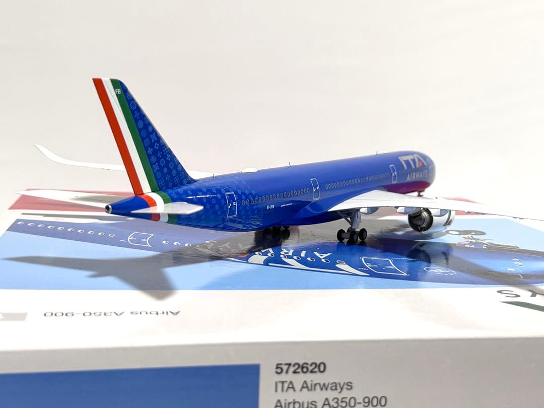herpa 1/200 A350-900 ITA AIRWAYS - メルカリ