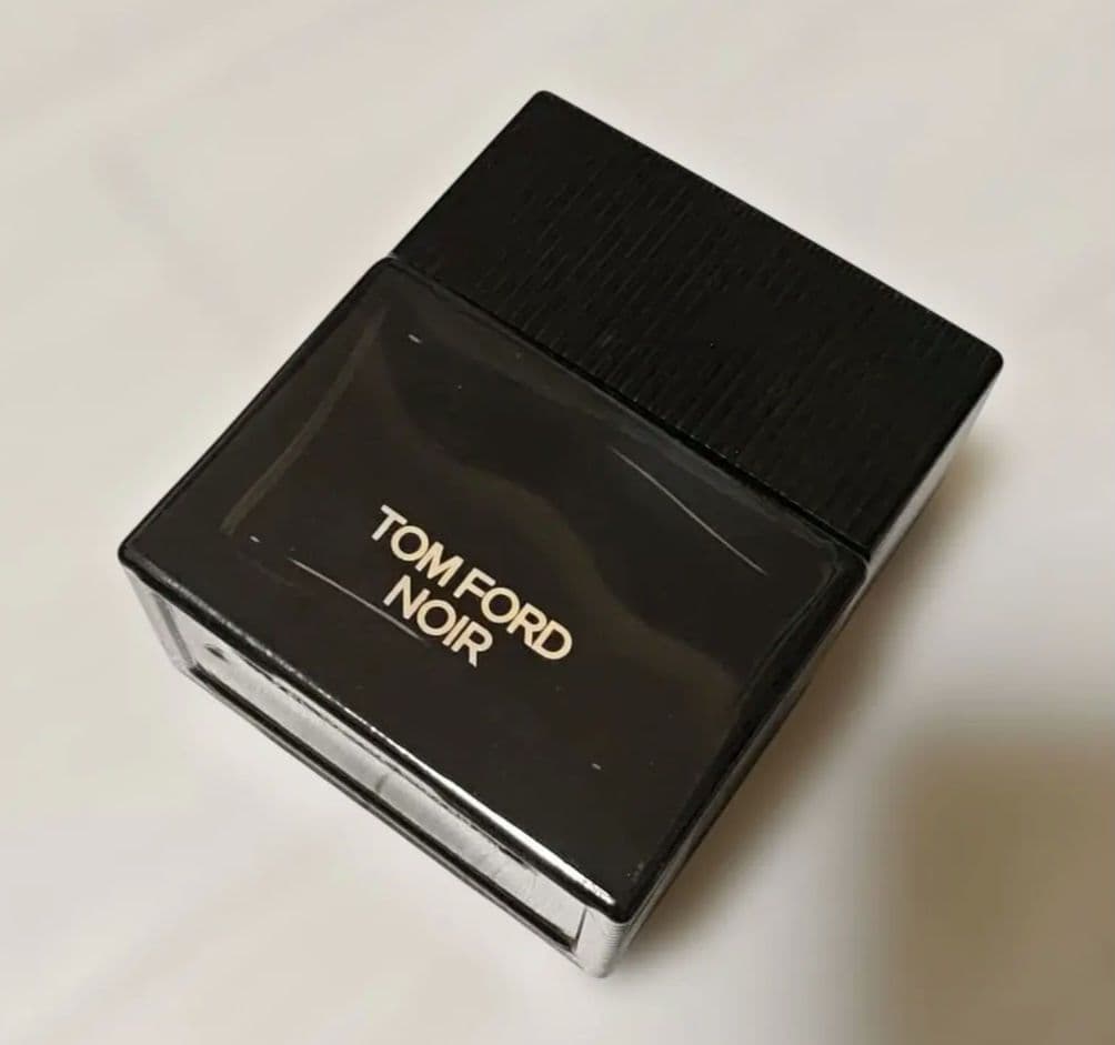 香水(ユニセックス) Tom Ford NOIR Amazon.com : Tom Ford Noir de Noir Eau de Parfum Spray for Men