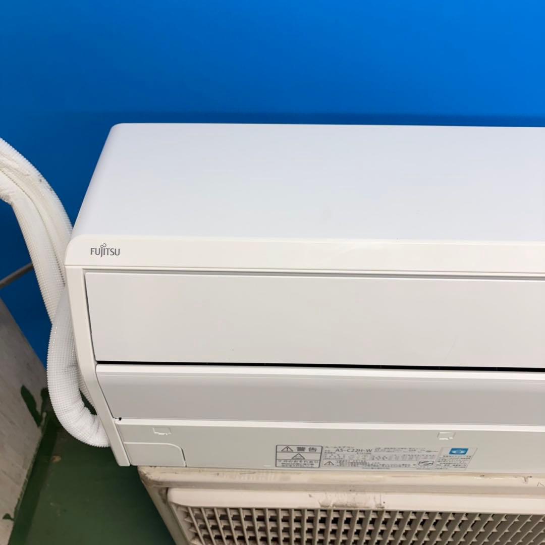 725 富士通　ルームエアコン　6〜8畳用　2.2kw 送料無料　元展示品