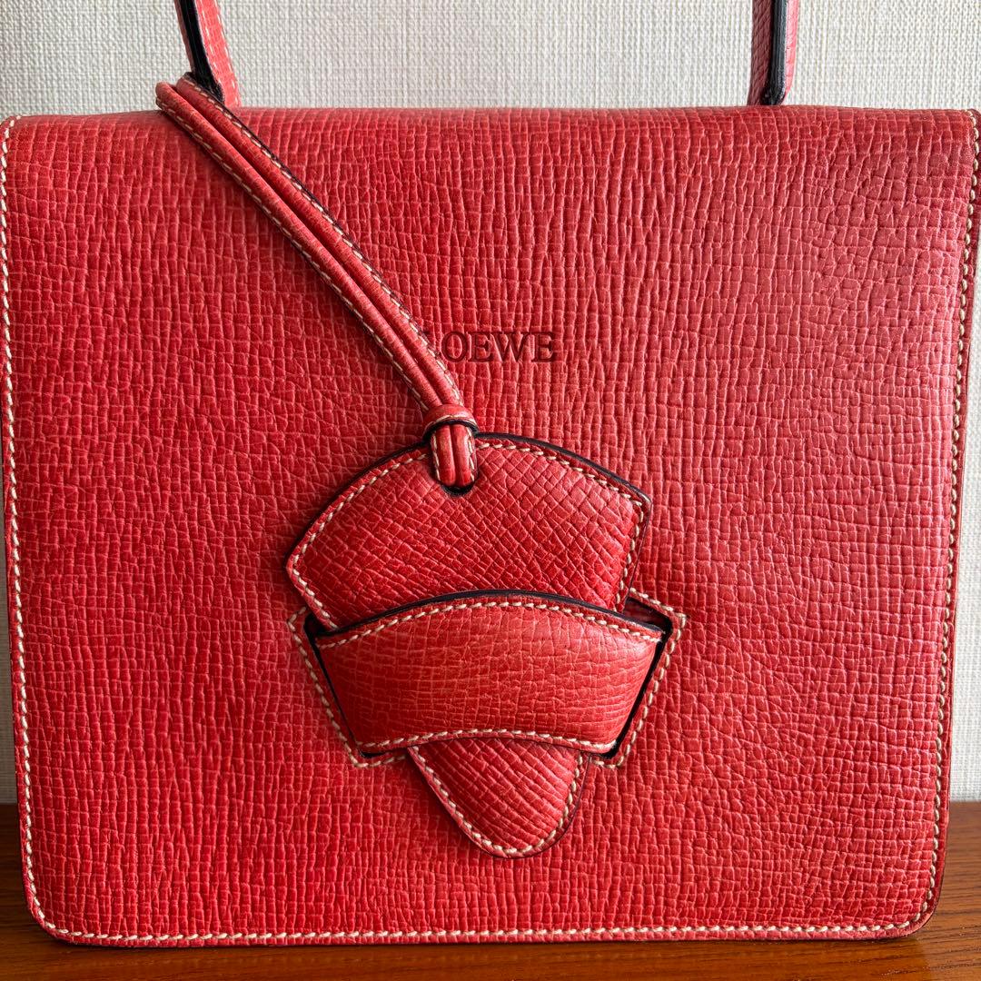 LOEWE バルセロナ レッド スクエアハンドバッグ - メルカリ