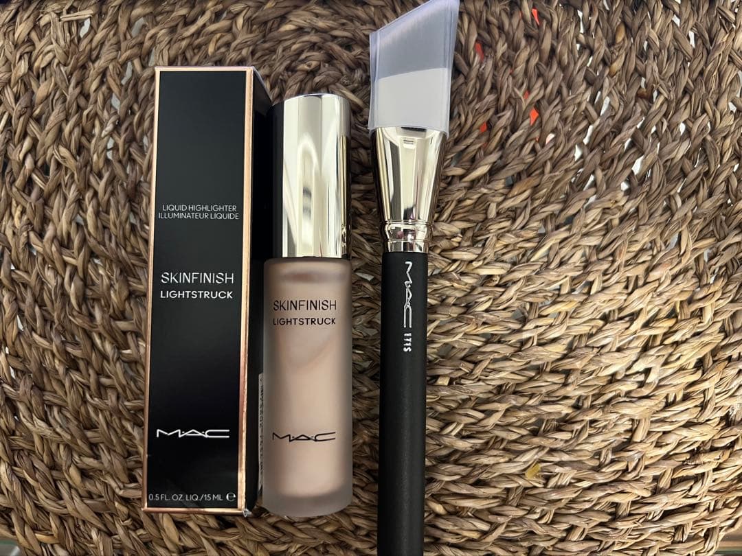 MAC SKINFINISH LIGHTSTRUCK ブラシセット スキンフィニッシュ ライトストラック リキッド ハイライター | マック