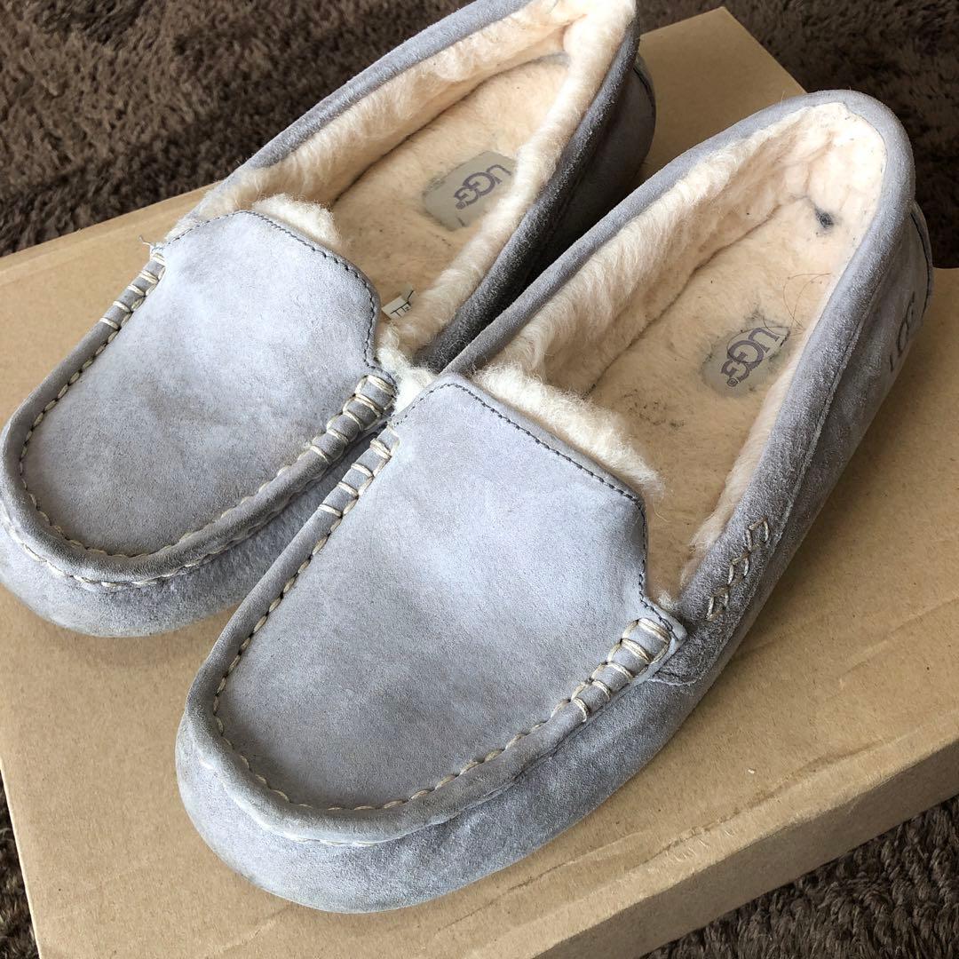 UGG グレー モカシン - メルカリ