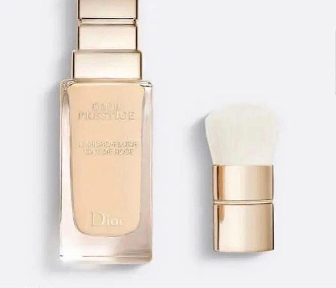 Dior Prestige リキッドファンデーション 30ml ON プレステージ ル マイクロ フルイド タン / ディオール(リキッド