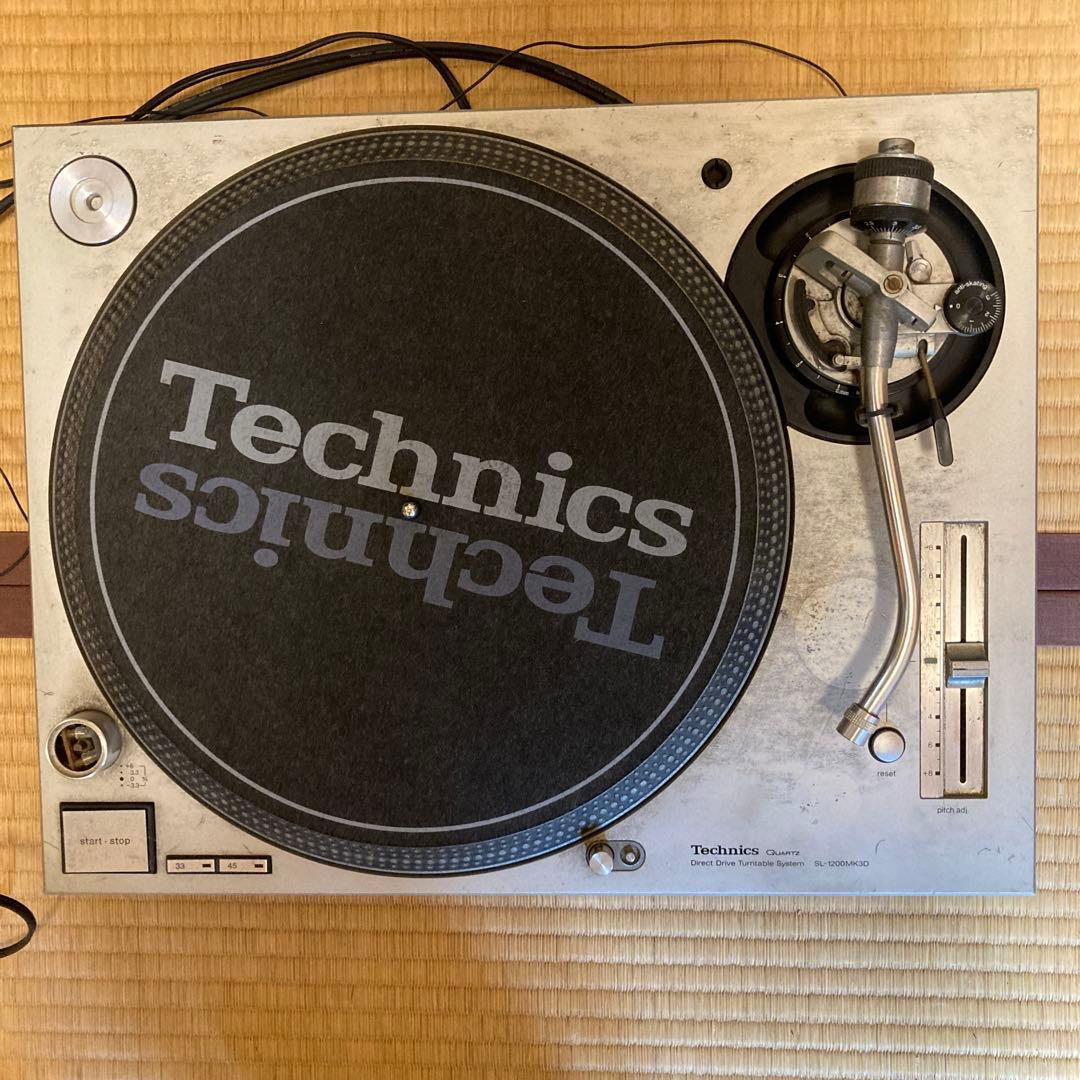 K*D様 Technics SL-1200MK3D ターンテーブル 中古品のTechnicsのターンテーブル、SL-1200MK3D-Kのご紹介です。