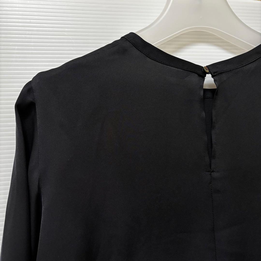 27日発送 【ウィムガゼット】サテン 長袖 ブラウス ブラック クルー