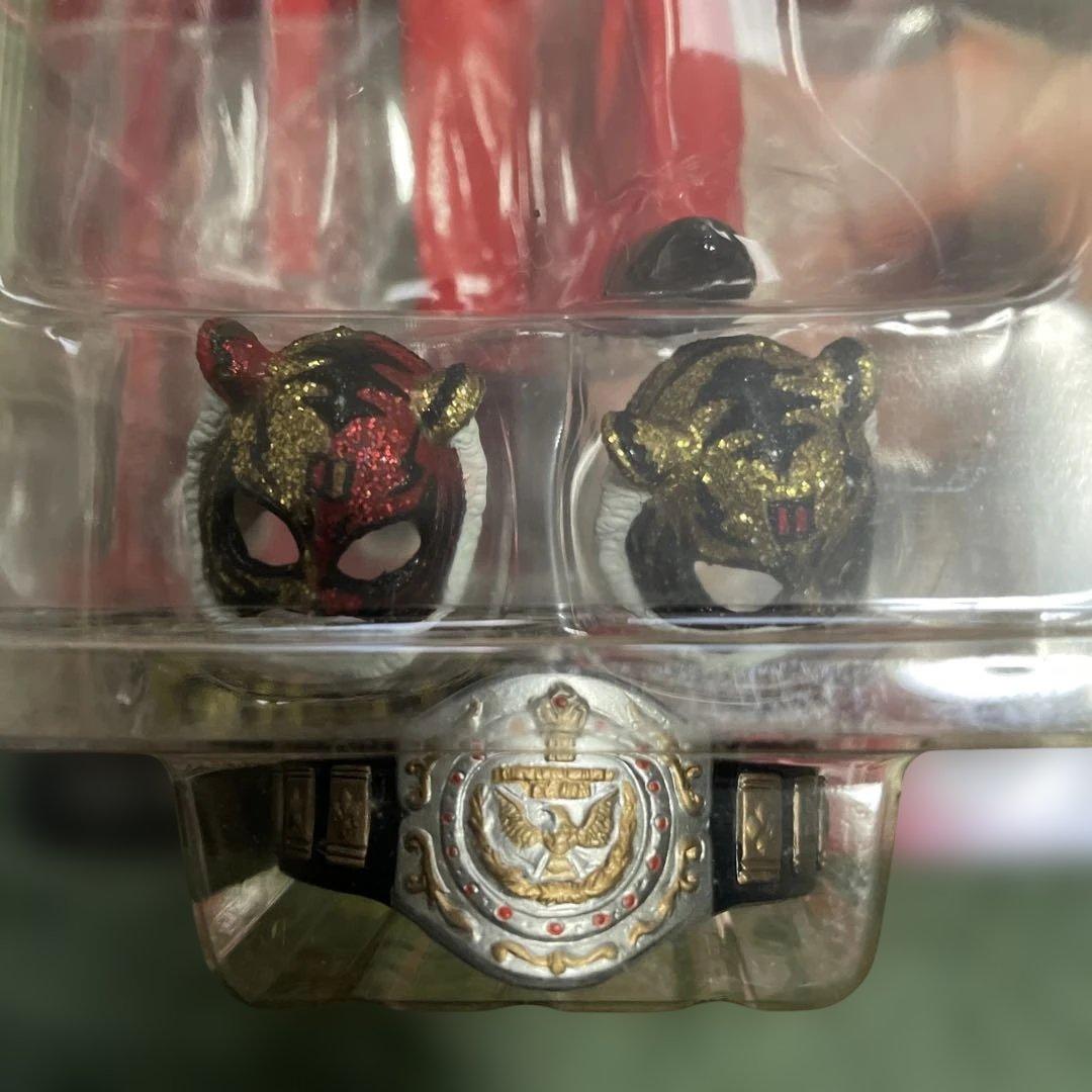 初代タイガーマスクIIIマスクフィギュア 赤色パンツ マスク付き WWF