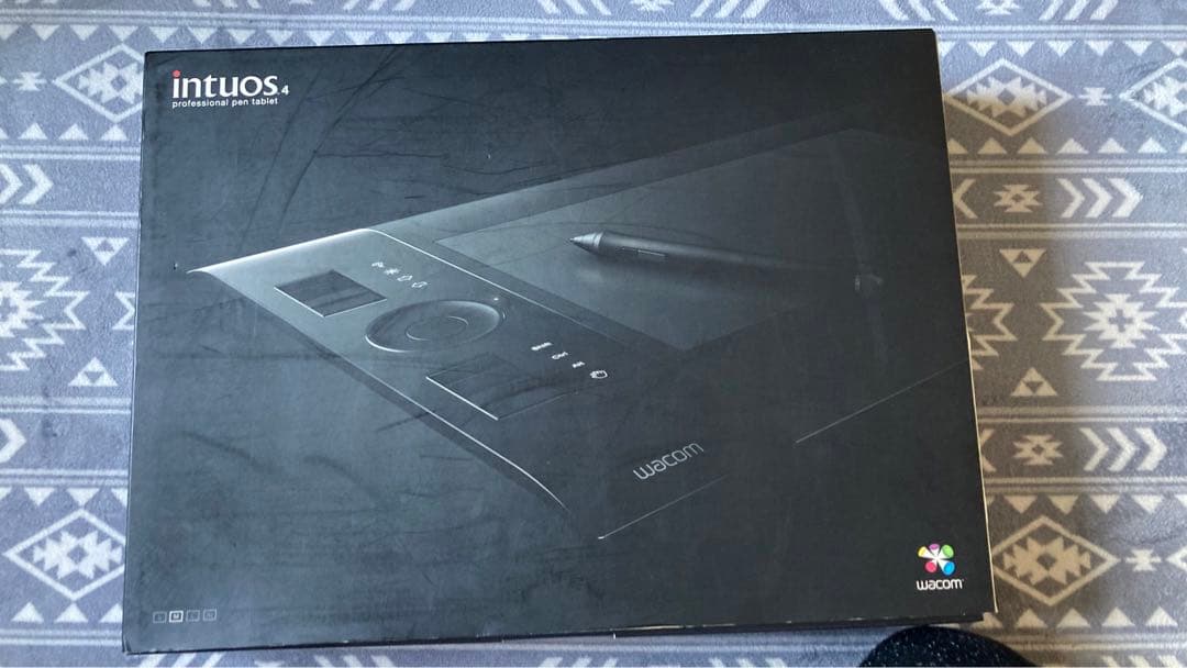 液タブ・ペンタブ WACOM intuos4 PTK-640/K0 MEDIUM Amazon.com: Wacom Intuos Intuos4 - Medium : Electronics