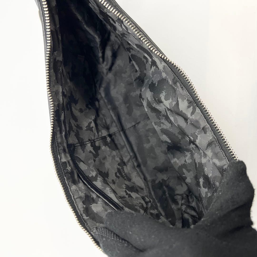 美品✨アニアリ ボディバッグ ハーフムーン レザー ブラック