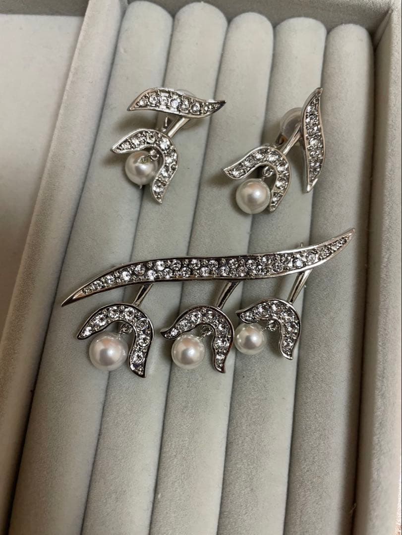 美品　ルネ　Rene パール　スズラン　ブローチ＆イヤリング　セット René - Rene ルネ ブローチ 新品未使用の通販 by miu｜ルネならラクマ