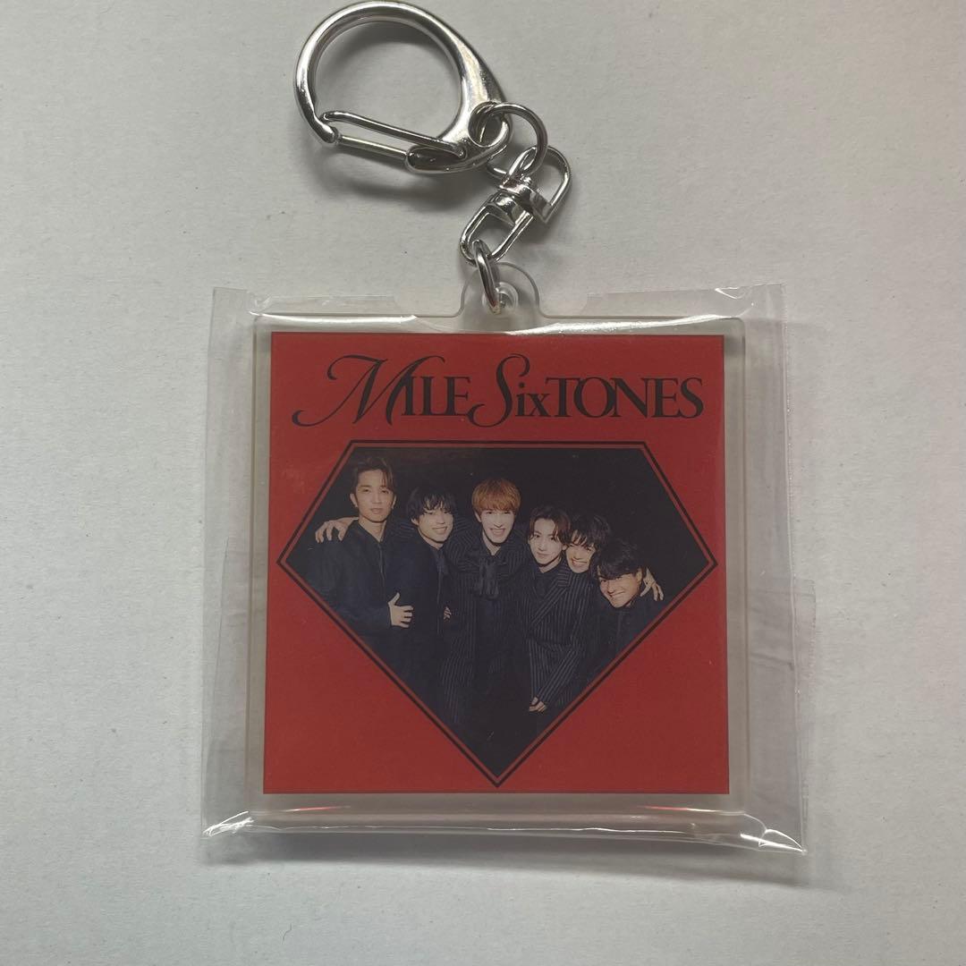 SixTONES アクリルキーホルダー - メルカリ