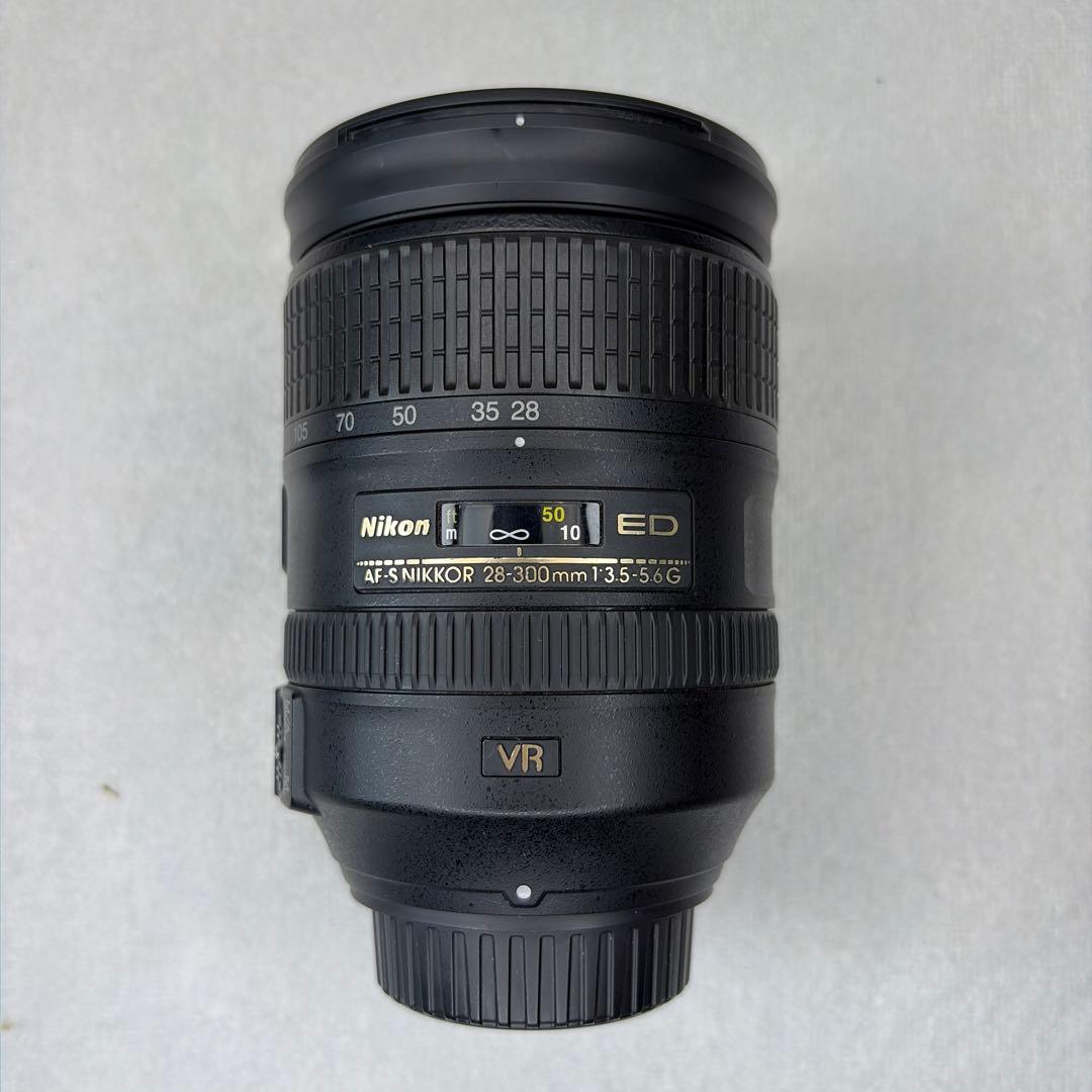 極美品 Nikon AF-S 28-300mm F3.5-5.6 G ED VR