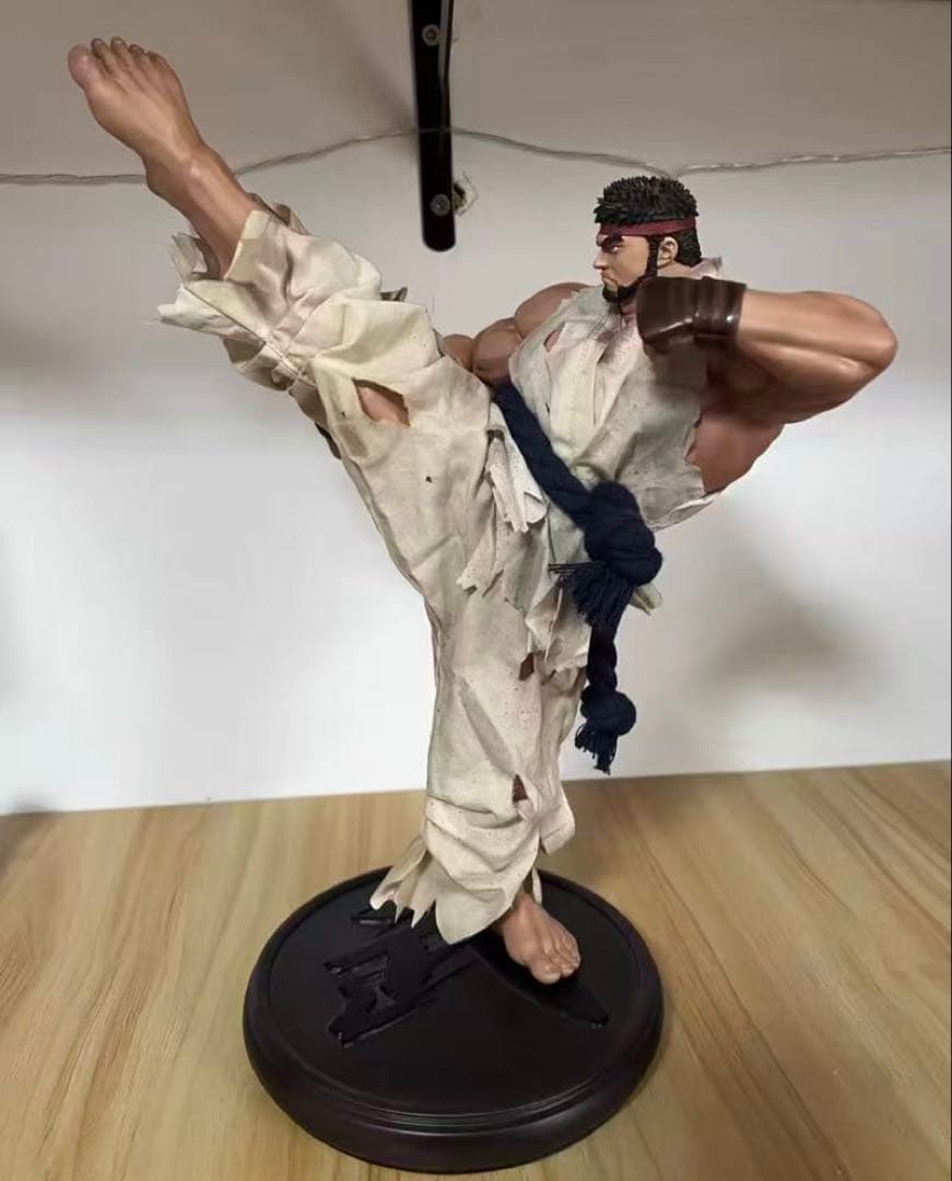 ストリートファイター kokoshi リュウ スタチュー フィギュア - メルカリ