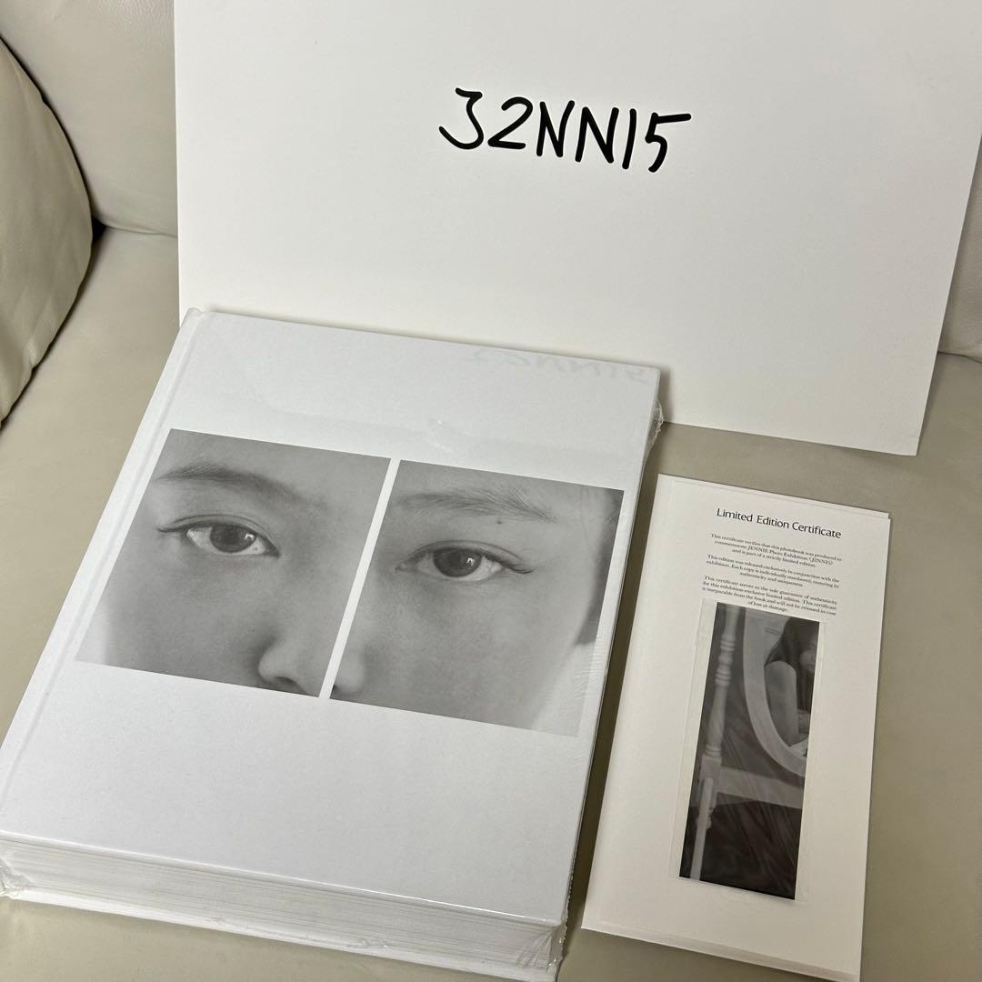 JENNIE 代官山 photobook ポップアップ 写真展 J2NNI5 JENNIEの写真展「J2NNI5」が代官山 蔦屋書店にて開催。韓国を代表する