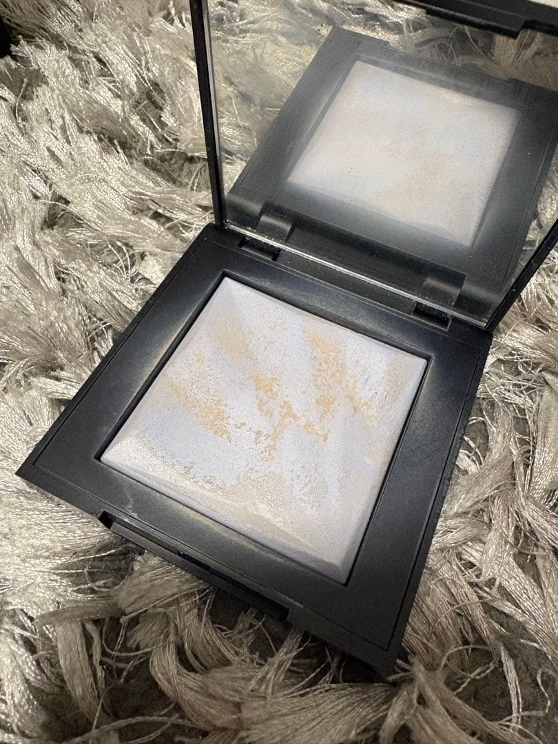 シュウウエムラ aotake blue プレストパウダー 19g - メルカリ