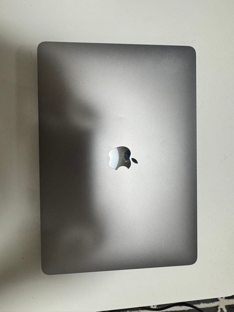 MacBook本体 MacBookAir 2020 Intel Core i5 8GB Retina MacBook Air 13 インチ (2020) シルバー - Core i5 1.1 GHZ - SSD