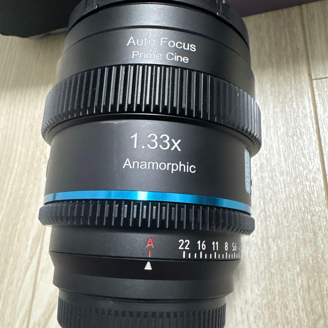 SIRUI 20mm F1.8 1.33x Lマウント