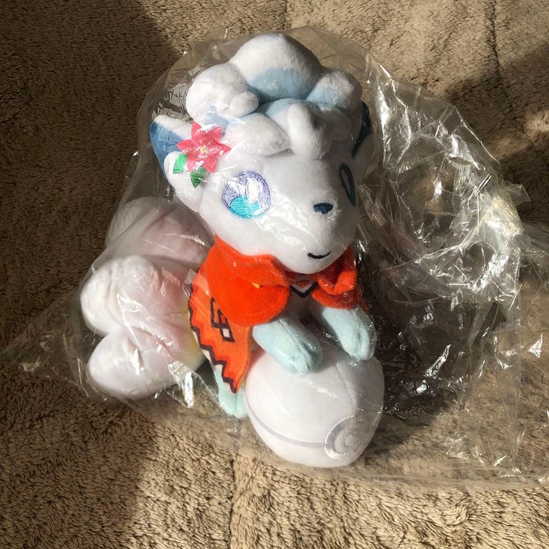 ポケモンセンター　雪まつりのアローラロコン　ぬいぐるみ Amazon.co.jp: ポケモンセンターオリジナル ぬいぐるみ 雪まつりの