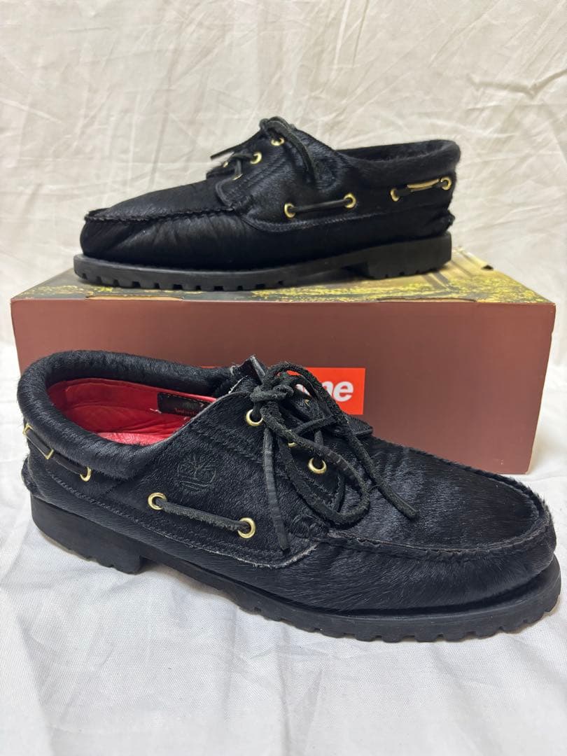 S*e様 Supreme Timberland 3 eye Classic Lu Supreme x Timberland 3-Eye Lug Shoe Release Info | Hypebae