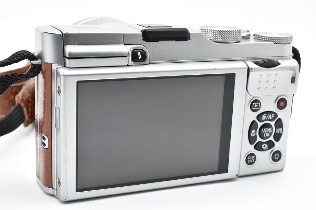 美品 Fujifilm X-M1 + 16-50mm F3.5-5.6 OIS