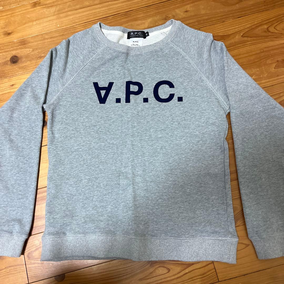 A.P.C. グレー トレーナー