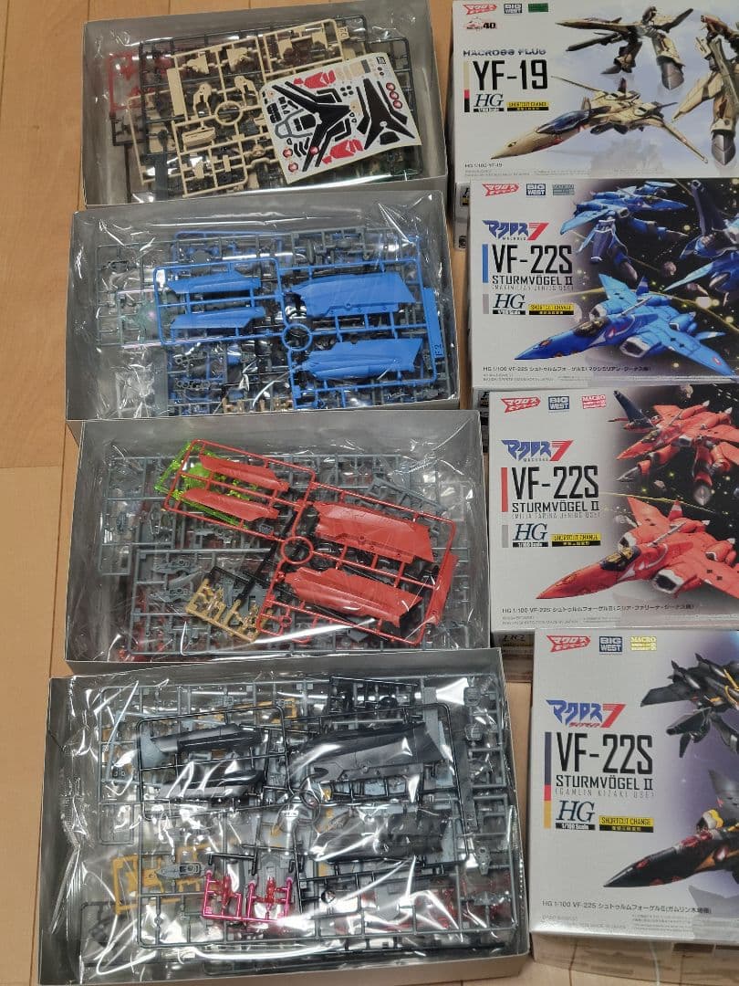 HG 1/100 YF-19&VF-22S(マックス・ミリア・ガムリン機) 4点 - メルカリ