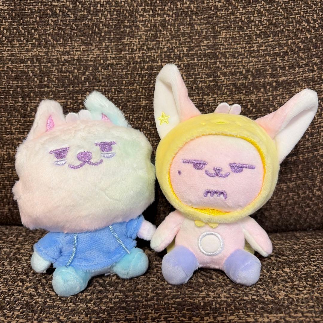 TXT プルバトゥ レインボー キーリング 二体セット 公式】TXT プルバトゥ レインボー キーリング バムグッ 公式TXT