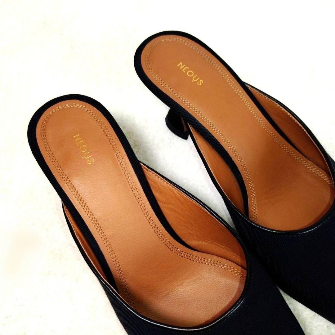 極美品！NEOUS ネオアス 黒 美シルエット ミュール 35 22.5cm