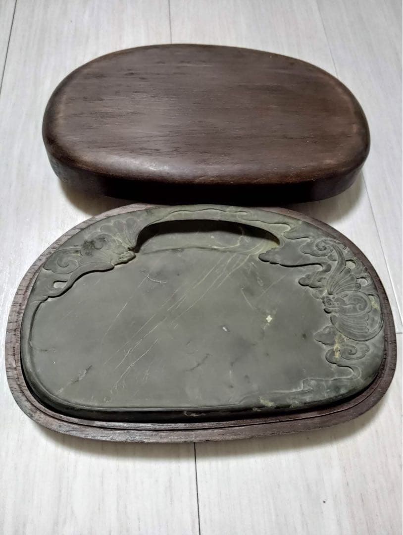 端渓硯 ◆旧老坑水巖・魚脳砕凍・胭脂暈・金綫の極美石◆坑仔巖旧坑◆唐木箱◆ 九吋 端渓硯 新坑 坑仔巌 楕円型 5吋 | 上杉文林堂