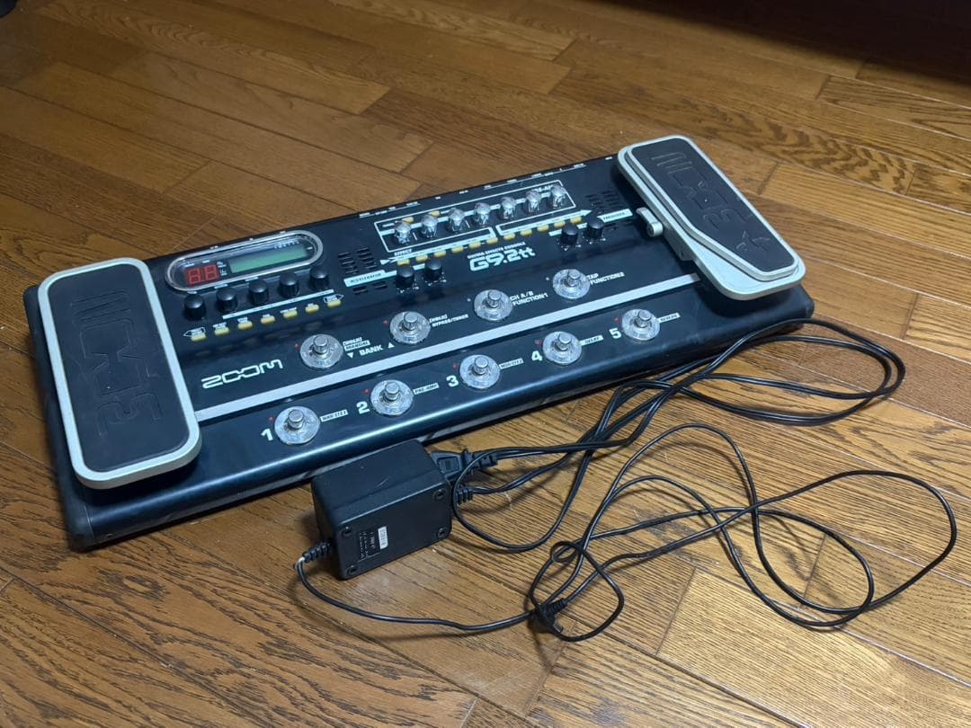 【希少品】ZOOM G9.2tt 真空管搭載マルチエフェクター Zoom G9.2TT Multi-Effect Guitar Pedal with Dual Tube Preamp