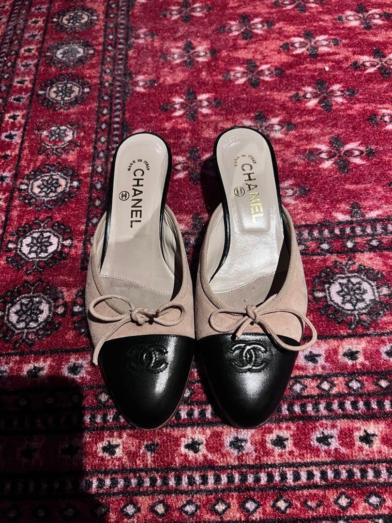 CHANEL ミュール サンダル ベージュ 黒 最終お値下げ CHANEL】シャネル CC ミュール ラムスキン ベージュ (CHANEL/サンダル
