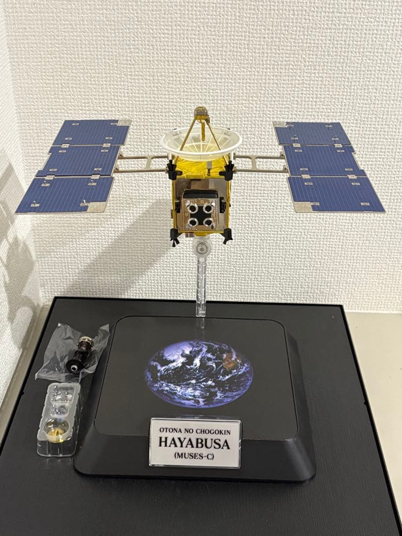 大人の超合金　小惑星探査機はやぶさ Amazon.co.jp: TAMASHII NATIONS65280 大人の超合金 小惑星探査機