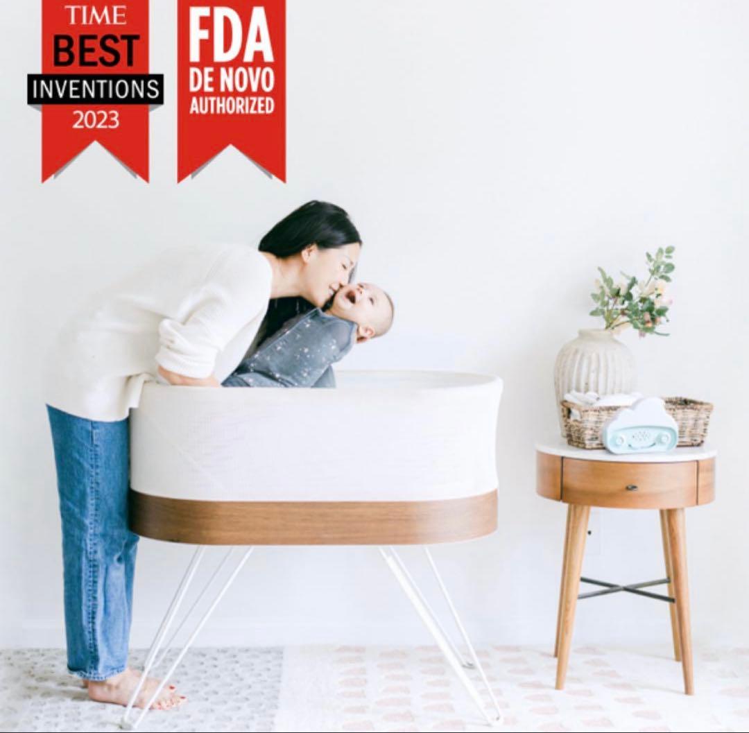 Happiest Baby SNOO スヌーベビーベッド　本体とおまけ SNOO | Smart Baby Sleeper and Bassinet