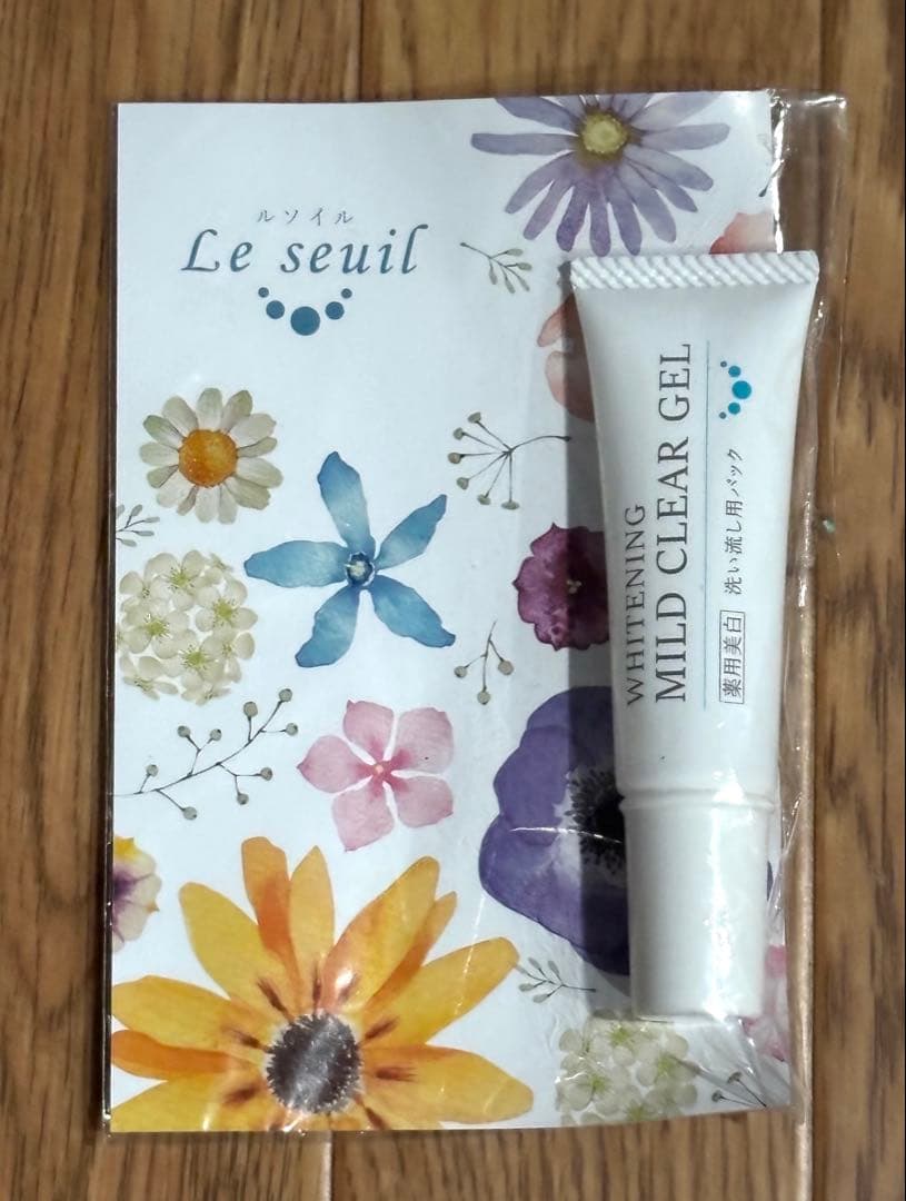 ルソイル ホワイトニングマイルドクリアジェル(洗い流しパック) 10g 再