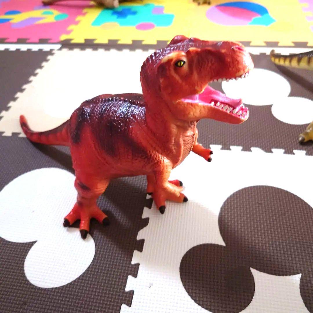 Favorite Brachiosaurus 巨大 恐竜 11体セット 柔らか - メルカリ